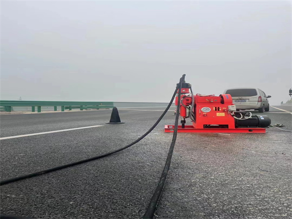 连城马路路基路面开裂下沉注浆加固灌浆